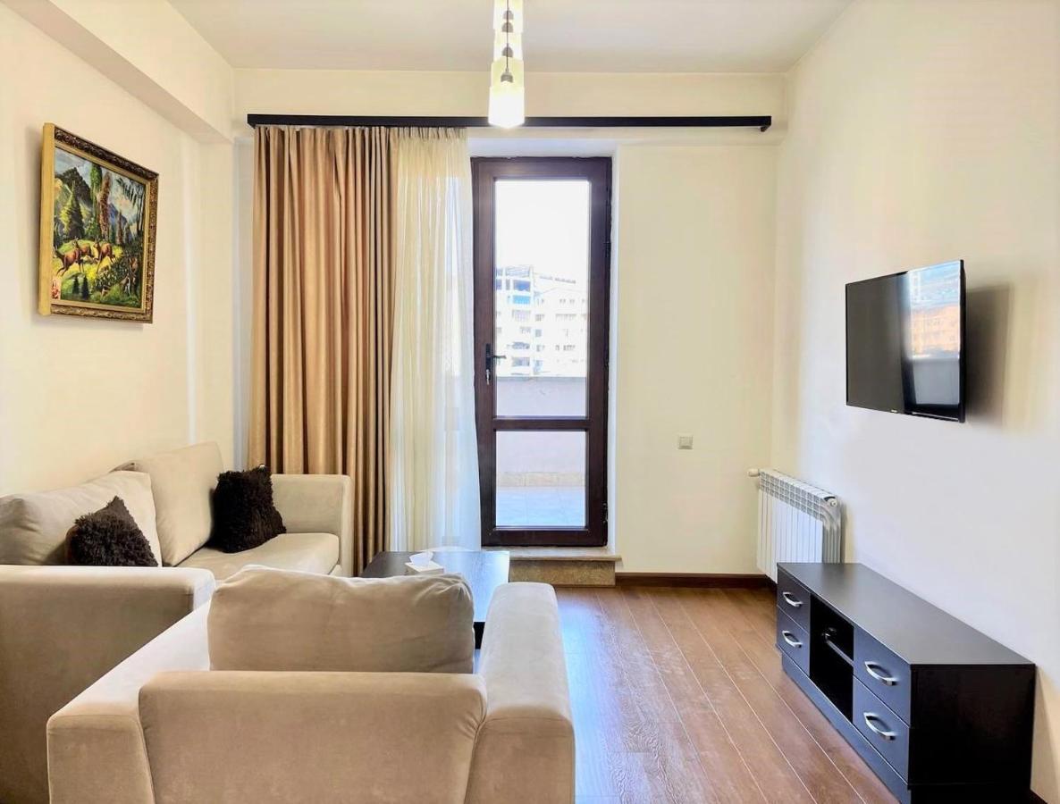 Yerevan House Luxury Apartment 5 エクステリア 写真